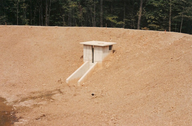 Storm Drain Filtration Structure